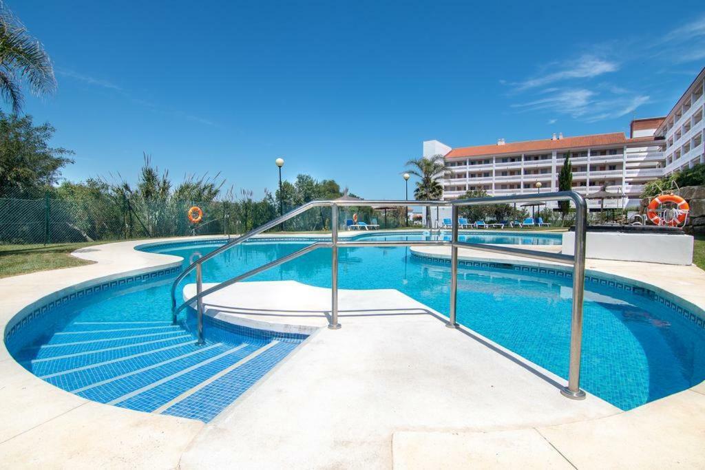 Апартаменты Manilva Playa Экстерьер фото